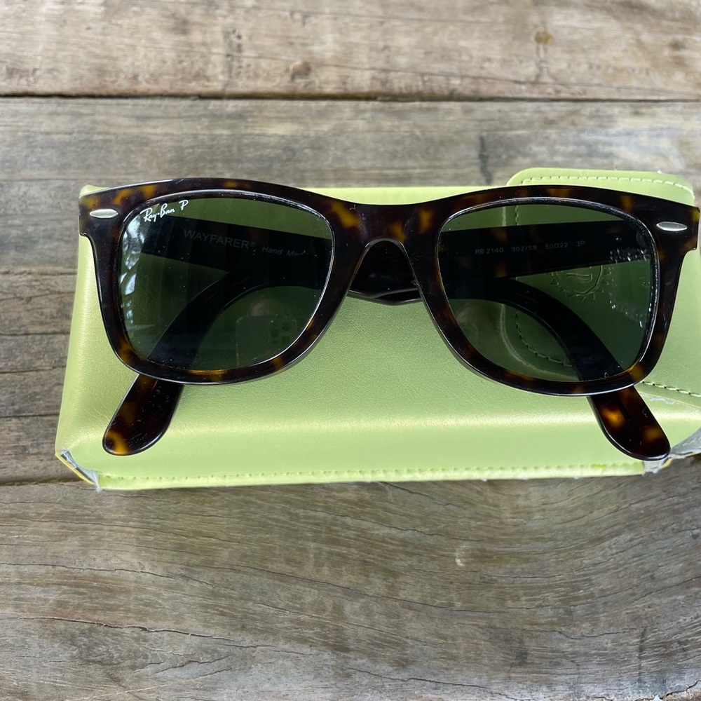 Ray-Ban Tortoise Shell Wayfarer Sunglasses